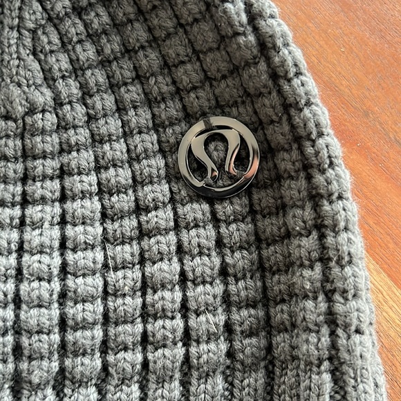 Lululemon wool beanie - Picture 2 of 4